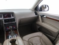 Audi Q7  3.0 TDI 