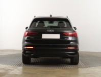 Audi Q3  40 TFSI S line