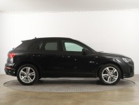 Audi Q3  40 TFSI S line