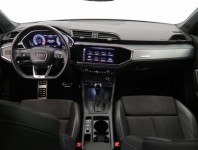Audi Q3  40 TFSI S line