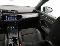 Audi Q3  40 TFSI S line