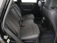 Audi Q3  40 TFSI S line