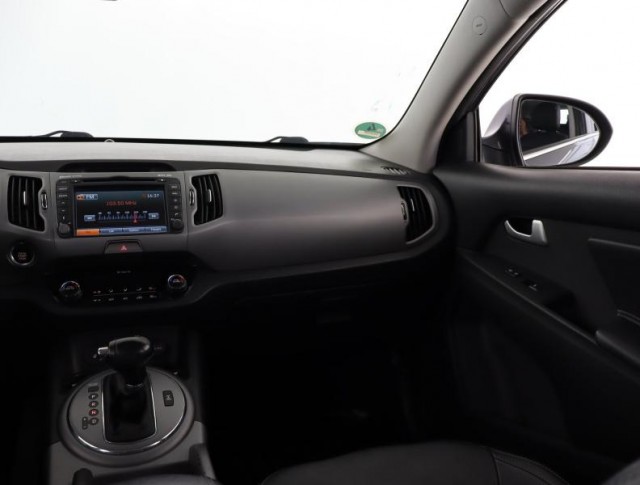 Kia Sportage  2.0 CRDi 