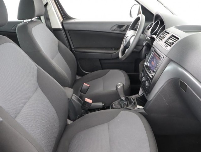 Škoda Yeti  1.2 TSI Ambition