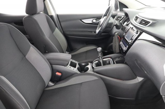 Nissan Qashqai  1.2 DIG-T Comfort