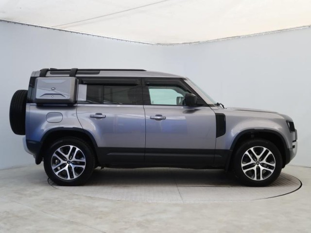 Land Rover Defender  D240 AWD 