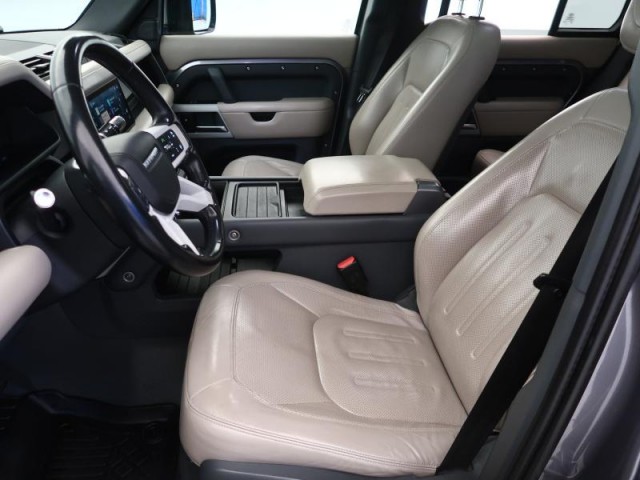 Land Rover Defender  D240 AWD 