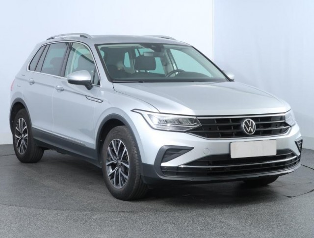 Volkswagen Tiguan  1.5 TSI Life