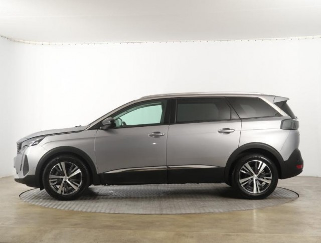 Peugeot 5008  1.5 BlueHDi 