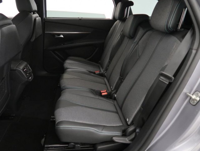 Peugeot 5008  1.5 BlueHDi 
