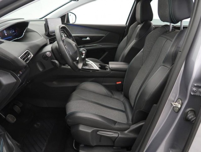 Peugeot 5008  1.5 BlueHDi 