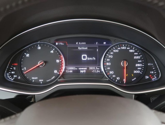 Audi Q7  3.0 TDI 