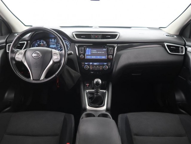 Nissan Qashqai  1.6 DIG-T N-Connecta
