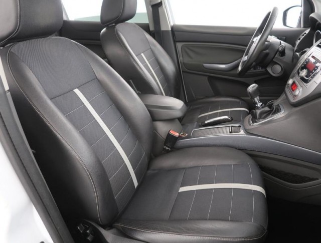 Ford Kuga  2.0 TDCi 