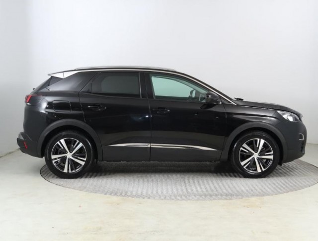 Peugeot 3008  1.2 PureTech 