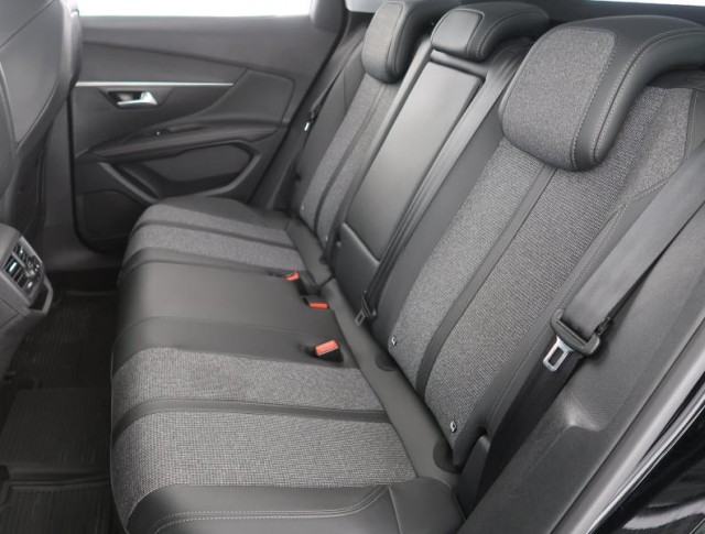 Peugeot 3008  1.2 PureTech 