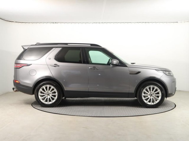 Land Rover Discovery  SDV6 