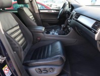 Volkswagen Touareg  3.0 TDI R-Line