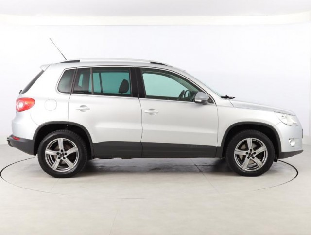 Volkswagen Tiguan  1.4 TSI Sport