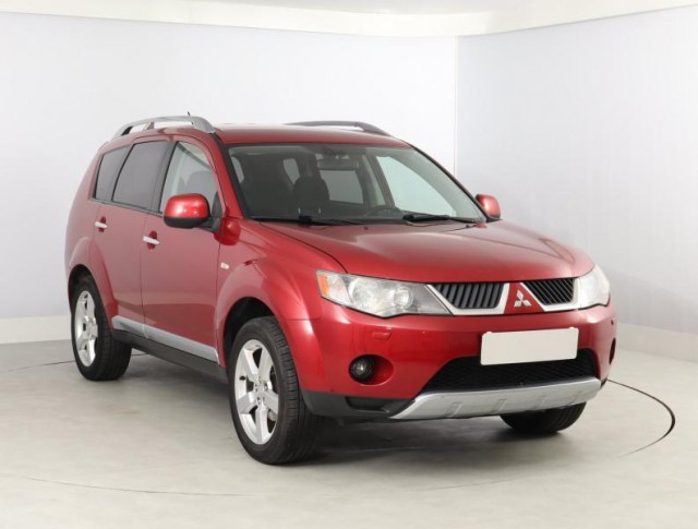 Mitsubishi Outlander  2.4 MIVEC 