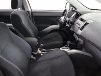 Mitsubishi Outlander  2.4 MIVEC 