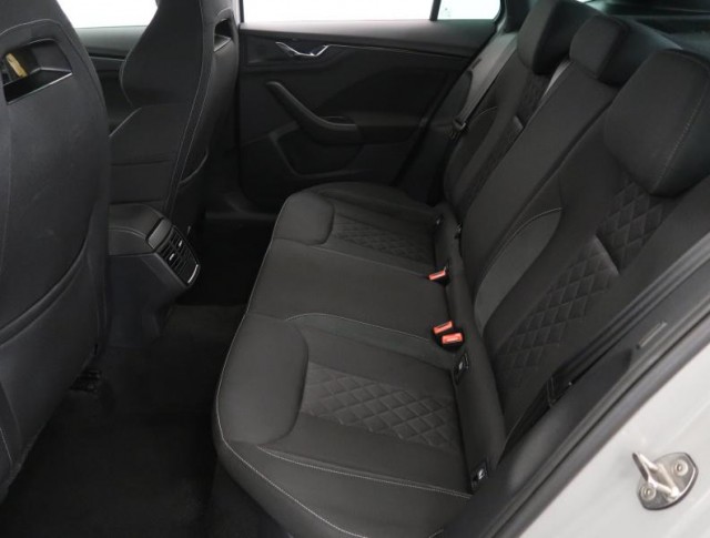 Škoda Kamiq  1.0 TSI 