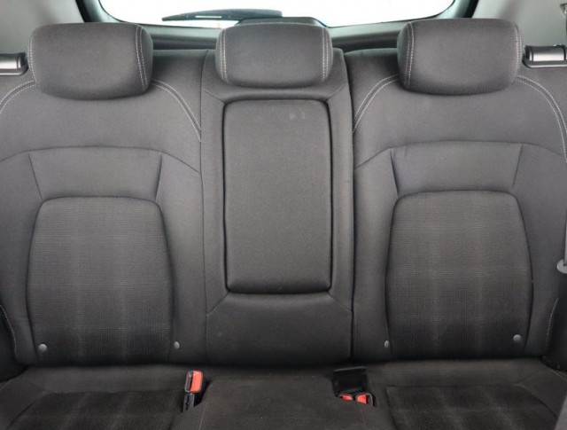 Kia Sportage  1.7 CRDi 