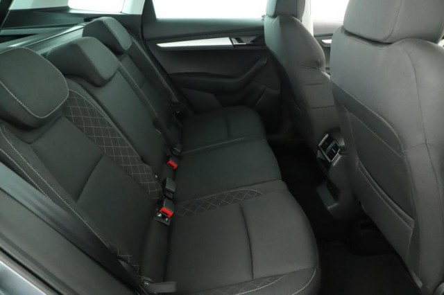 Škoda Karoq  1.0 TSI Ambition