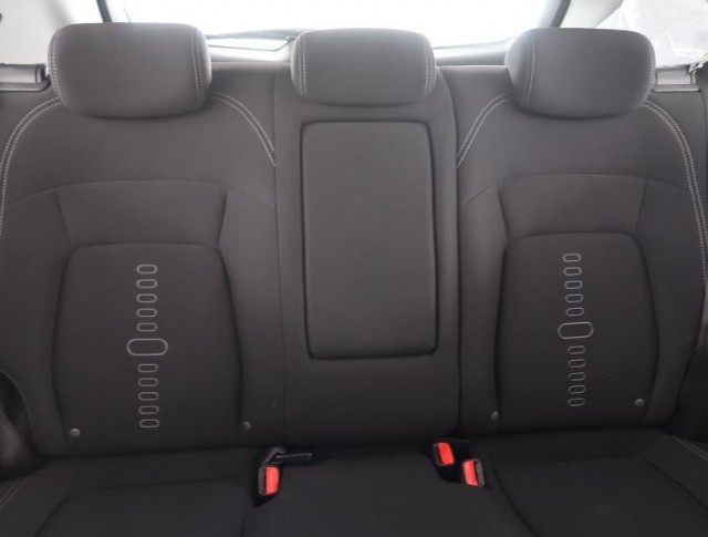 Kia Sportage  2.0 CRDi 