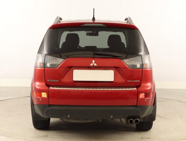 Mitsubishi Outlander  2.2 DI-D 