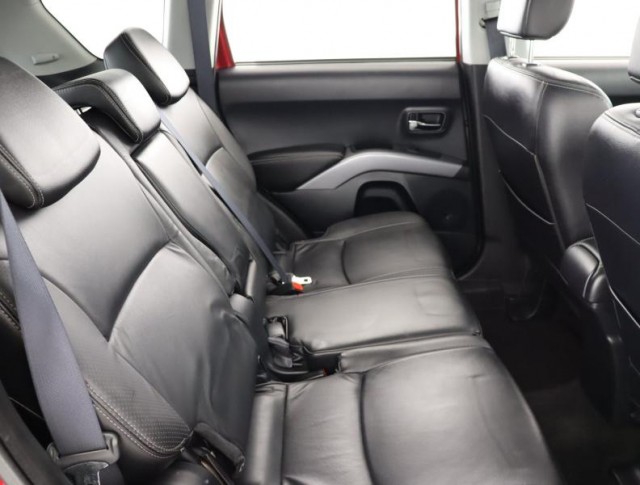 Mitsubishi Outlander  2.2 DI-D 