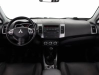 Mitsubishi Outlander  2.2 DI-D 
