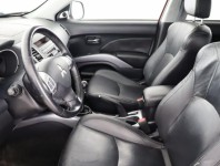 Mitsubishi Outlander  2.2 DI-D 