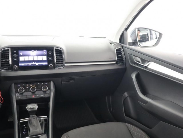 Škoda Karoq  1.5 TSI 
