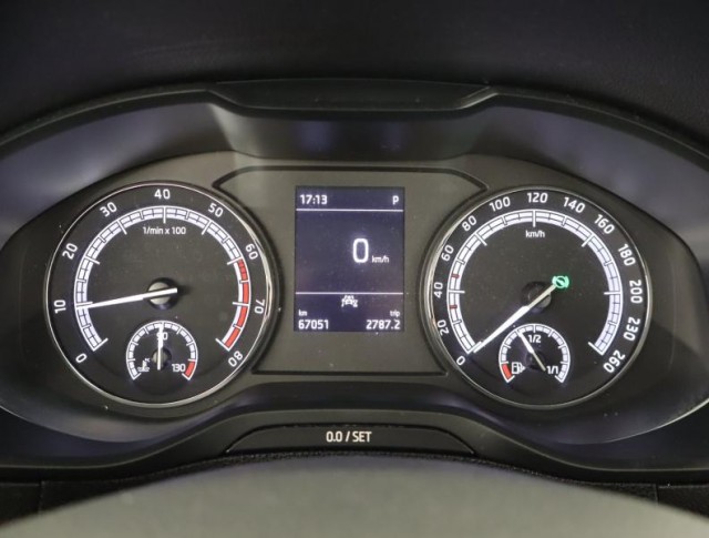 Škoda Karoq  1.5 TSI 