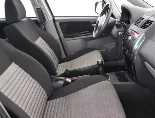 Suzuki SX4  1.6 VVT 