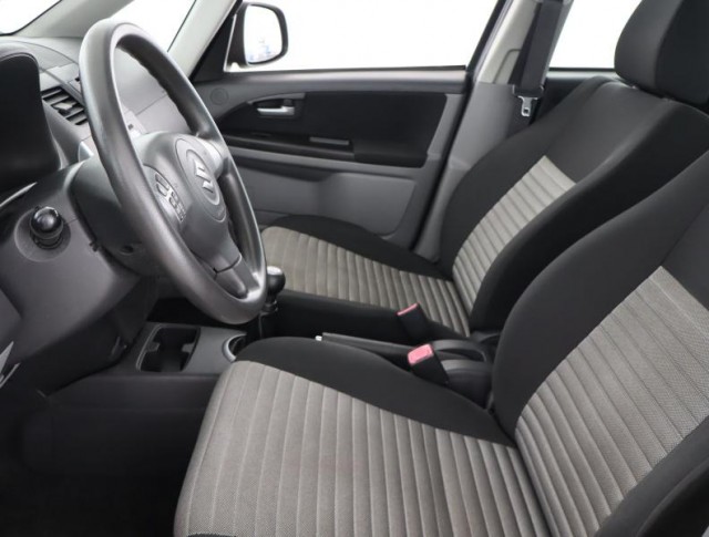 Suzuki SX4  1.6 VVT 