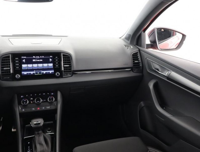 Škoda Karoq  1.5 TSI Sportline