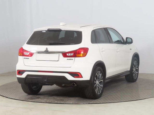 Mitsubishi ASX  2.2 DI-D 