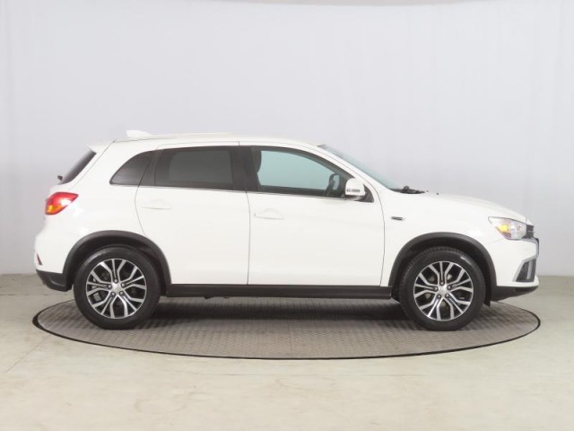 Mitsubishi ASX  2.2 DI-D 