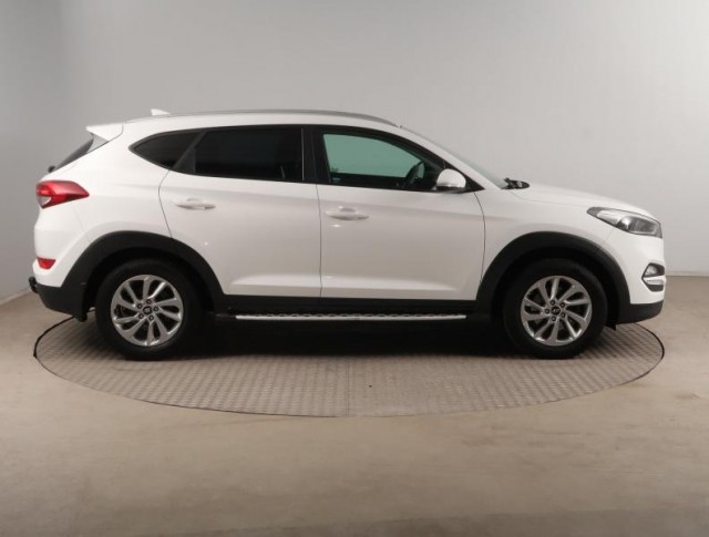 Hyundai Tucson  1.7 CRDi 