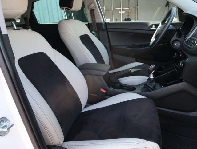Hyundai Tucson  1.7 CRDi 