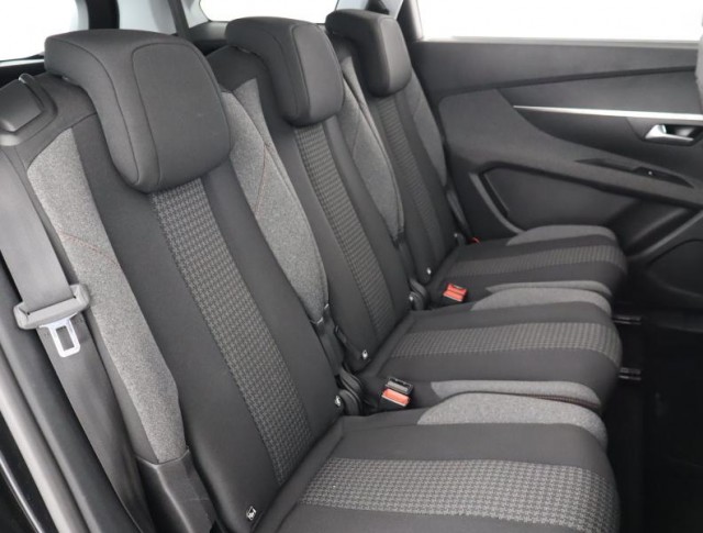 Peugeot 5008  1.6 BlueHDi 