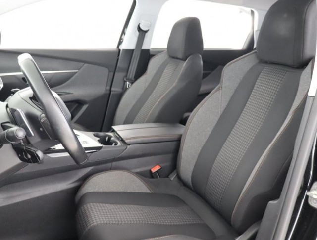 Peugeot 5008  1.6 BlueHDi 