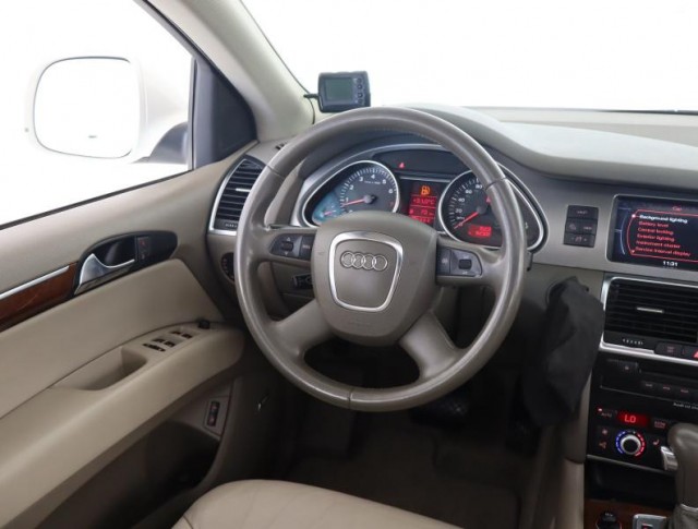 Audi Q7  3.6 FSI 