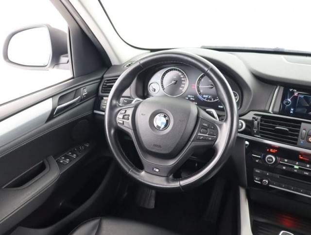 BMW X3  xDrive28i 