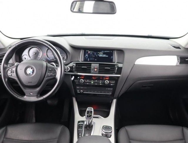 BMW X3  xDrive28i 