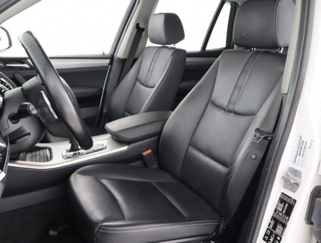 BMW X3  xDrive28i 