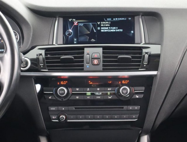 BMW X3  xDrive28i 