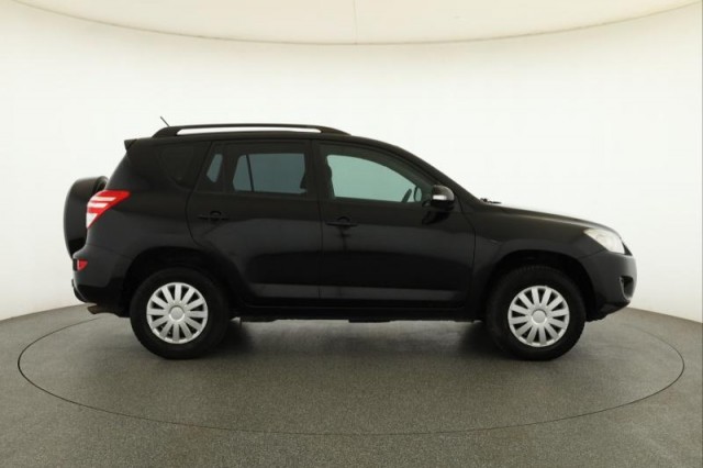 Toyota RAV 4  2.0 VVT-i 